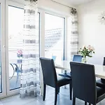 Am Zeppelin Hangar Apartment Friedrichshafen