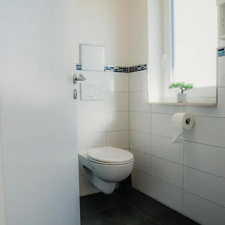 Am Zeppelin Hangar *