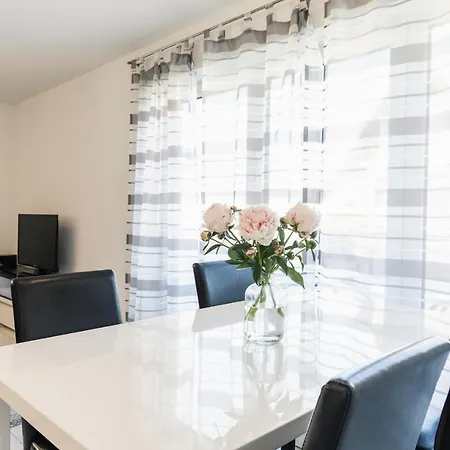 דירה Am Zeppelin Hangar *