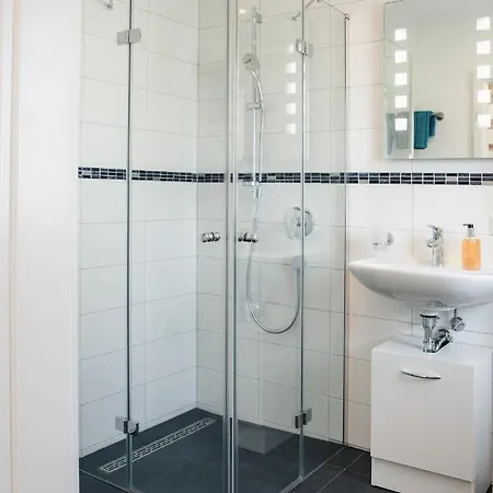 Am Zeppelin Hangar * Friedrichshafen