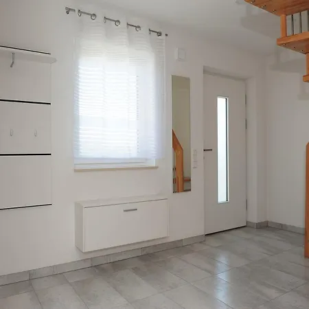 Am Zeppelin Hangar * Friedrichshafen