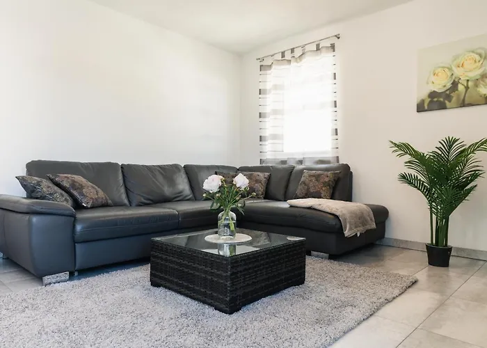 Am Zeppelin Hangar Friedrichshafen